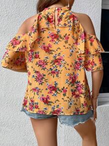 SHEIN Holidaya Plus Floral Print Cold Shoulder Ruffle Trim Blouse - Multicolor - View 2
