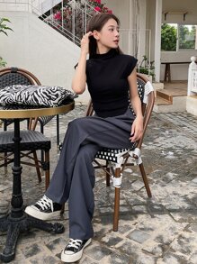 DAZY 小高領罩袖T恤 - 黑色 - 查看 11
