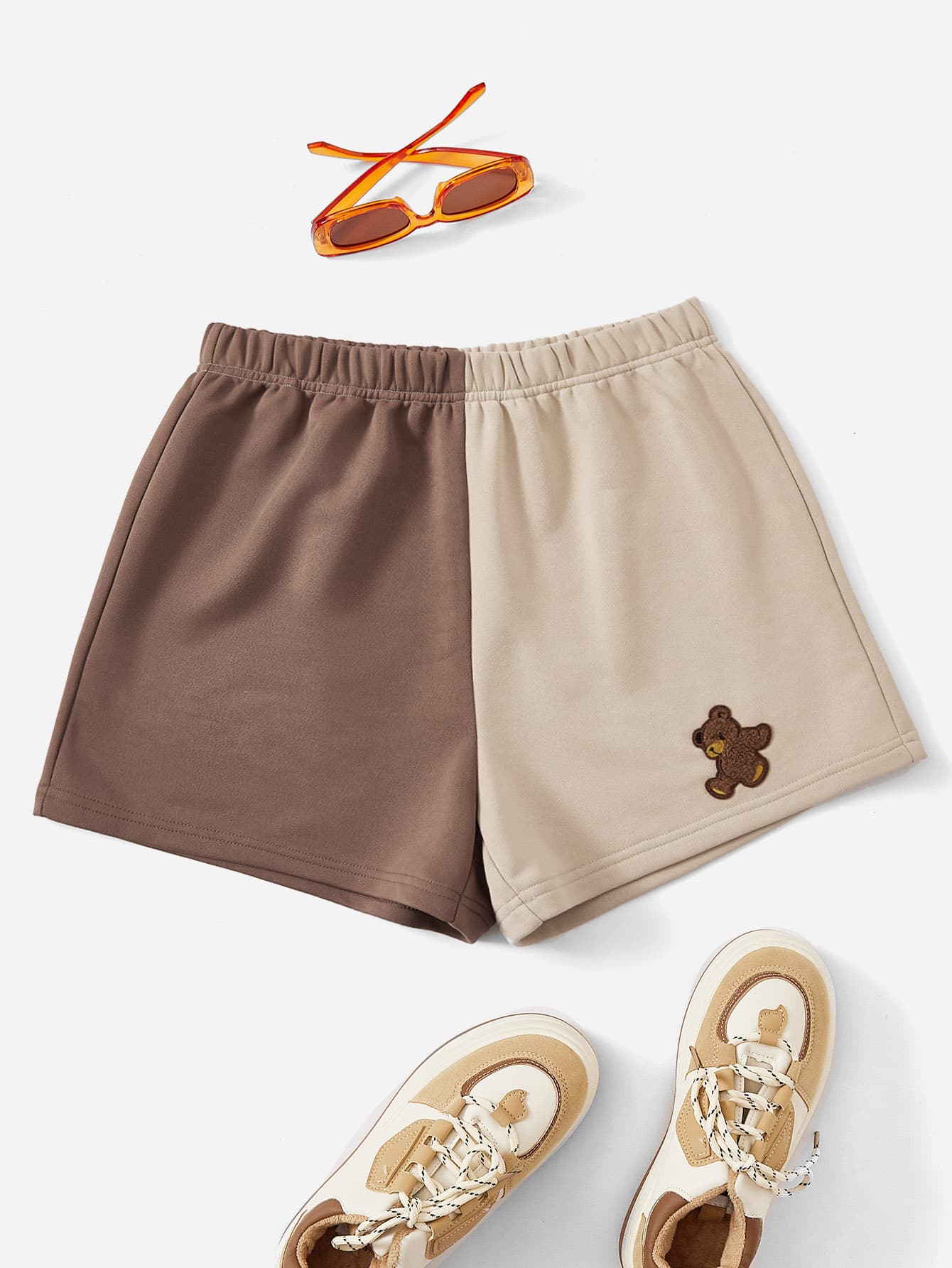 SHEIN EZwear 雙色小熊刺繡短褲 - 彩色 - 查看 1