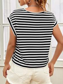 SHEIN Essnce 條紋印花蝙蝠袖T恤 - 黑與白 - 查看 3