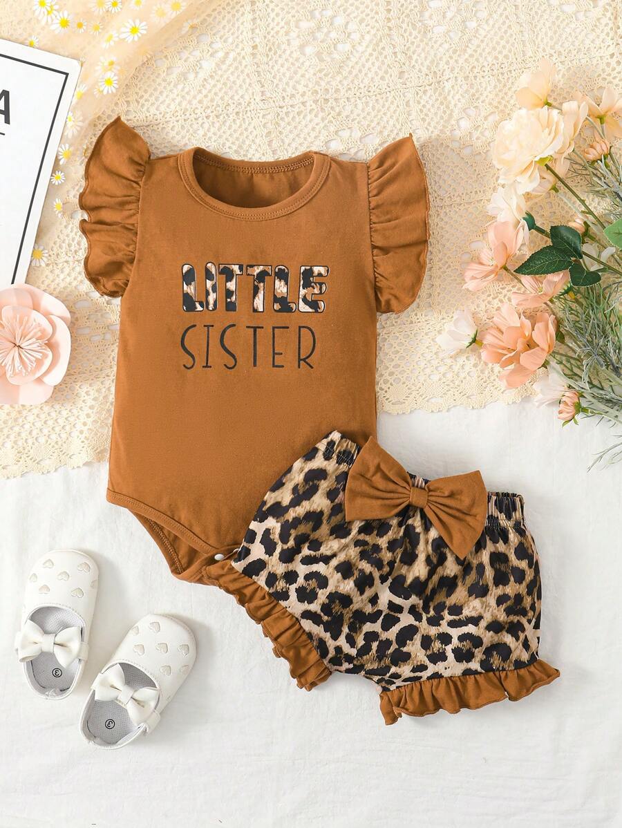 嬰兒字母圖案荷葉邊連體衣和豹紋印花前蝴蝶結短褲 - 彩色 - 查看 1