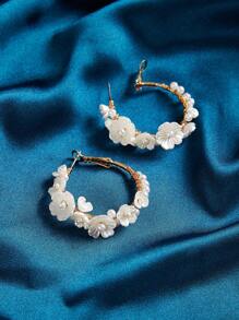 Flower & Faux Pearl Decor Hoop Earrings Valentines - White - View 3