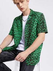 GENTILAND Men Leopard Print Shirt - Green - View 1