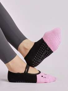 1pair Two Tone Cat Pattern Yoga Socks - Multicolor - View 1