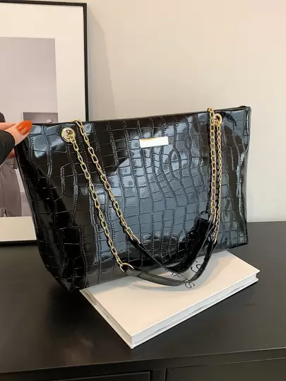 Large Capacity Shoulder Tote Bag Metal Decor Chain StrapSchool Bag,School Handbag,Back To School Backpack,Large Capacity,Lightweight,Portable,Business Casual, Suitable For Teen Girls Women College Students,Rookies & White-Collar Workers, Perfect For Back To School,First Day Of School,College,Middle School, High School,Work , Business, Commute