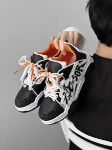 運動板鞋適用於男士字母貼飾繫帶運動鞋