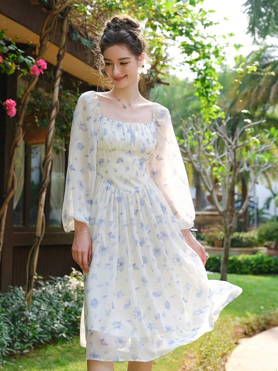 Floral Print Ruched Bust Lantern Sleeve Dress - Blue and White - View 1