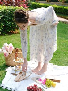 Floral Print Ruched Bust Lantern Sleeve Dress - Blue and White - View 6