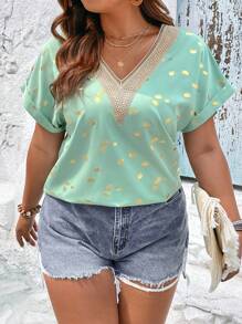 Calvaya Plus Dandelion Print Guipure Lace Panel Batwing Sleeve Blouse