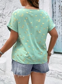 Calvaya Plus Dandelion Print Guipure Lace Panel Batwing Sleeve Blouse