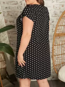 SHEIN LUNE 大碼波點圖案花瓣袖連衣裙 - 黑色 - 查看 2