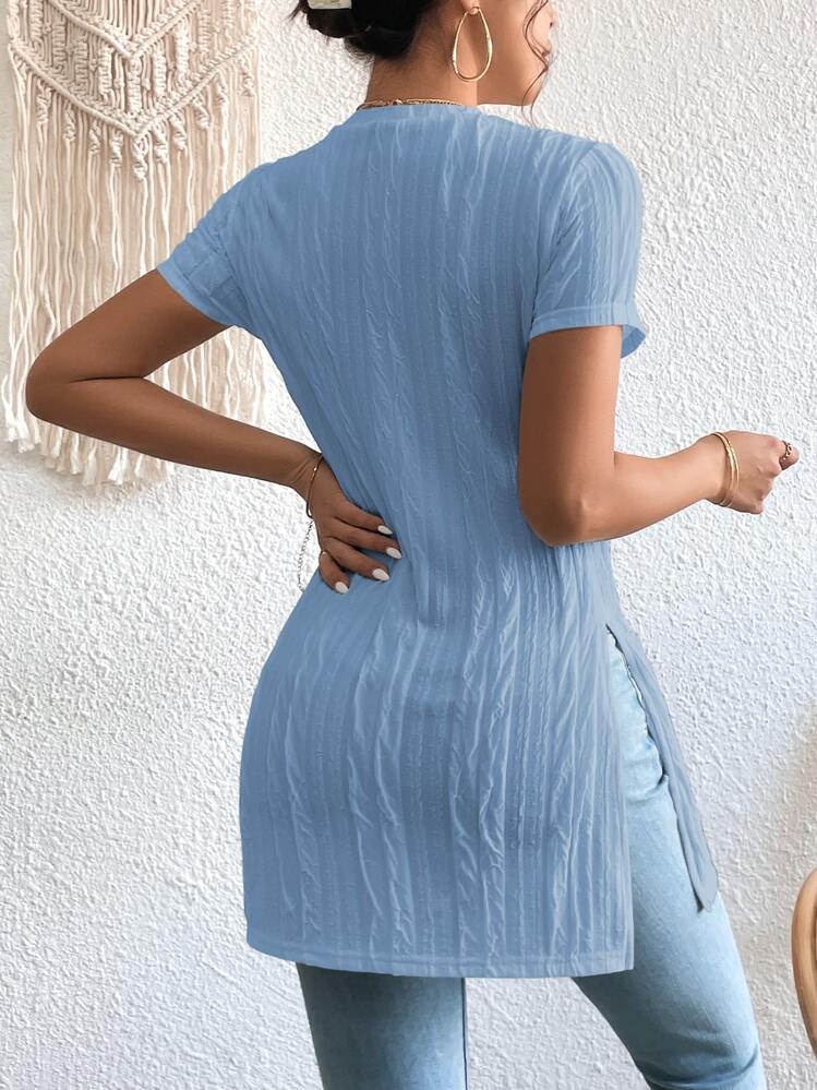 Chiquease 無地柄 スプリットヘム Tシャツ - ベビーブルー - 見る 2