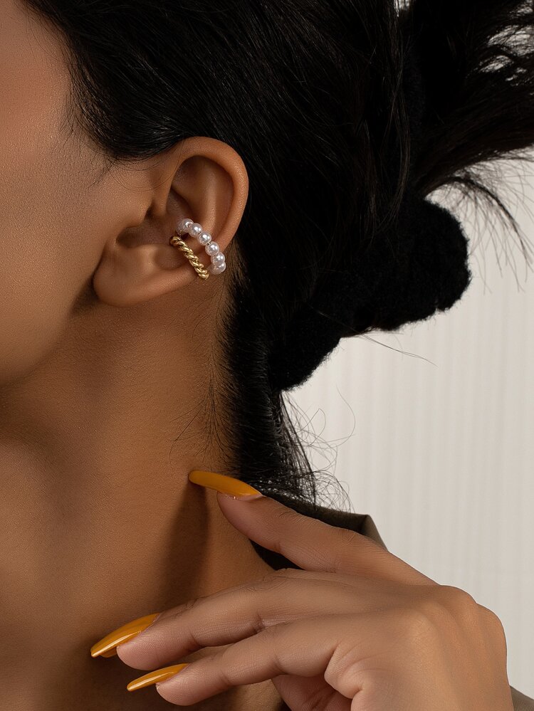 1pc Fashionable Faux Pearl Decor Twist Detail Ear Cuff For Women For Daily Decoration