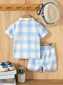 小男童格紋印花襯衫和短褲不帶T恤