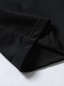 Manfinity Homme 男士雙色字母圖案T恤和腰部抽繩短褲 - 黑與白 - 查看 7