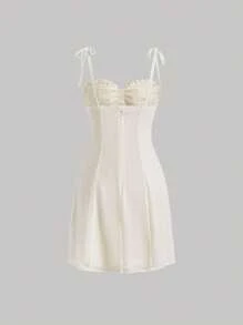 SHEIN MOD 素色褶邊胸部褶皺吊帶洋裝 - 米色 - 查看 2