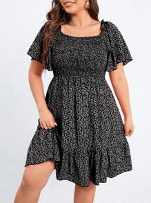 SHEIN Holidaya 大碼碎花荷葉邊連衣裙 - 黑色 - 查看 1