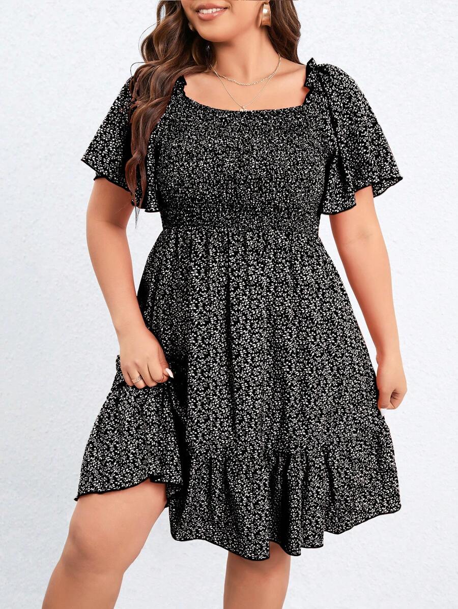 SHEIN Holidaya 大碼碎花荷葉邊連衣裙 - 黑色 - 查看 1