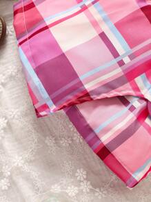 嬰兒不對稱領短款上衣和格紋印花金屬圓環半身裙