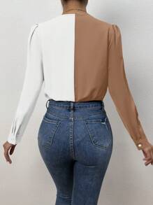 SHEIN Privé 雙色泡泡袖交疊領連身背心 - 咖啡棕 - 查看 2