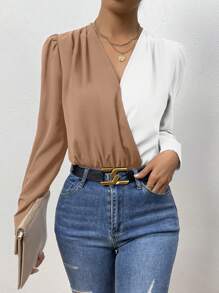 SHEIN Privé 雙色泡泡袖交疊領連身背心 - 咖啡棕 - 查看 6