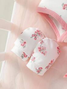 SHEIN 嬰兒女孩花卉印花荷葉邊連體衣和短褲套裝及配件,包括頭帶、圍兜和手套