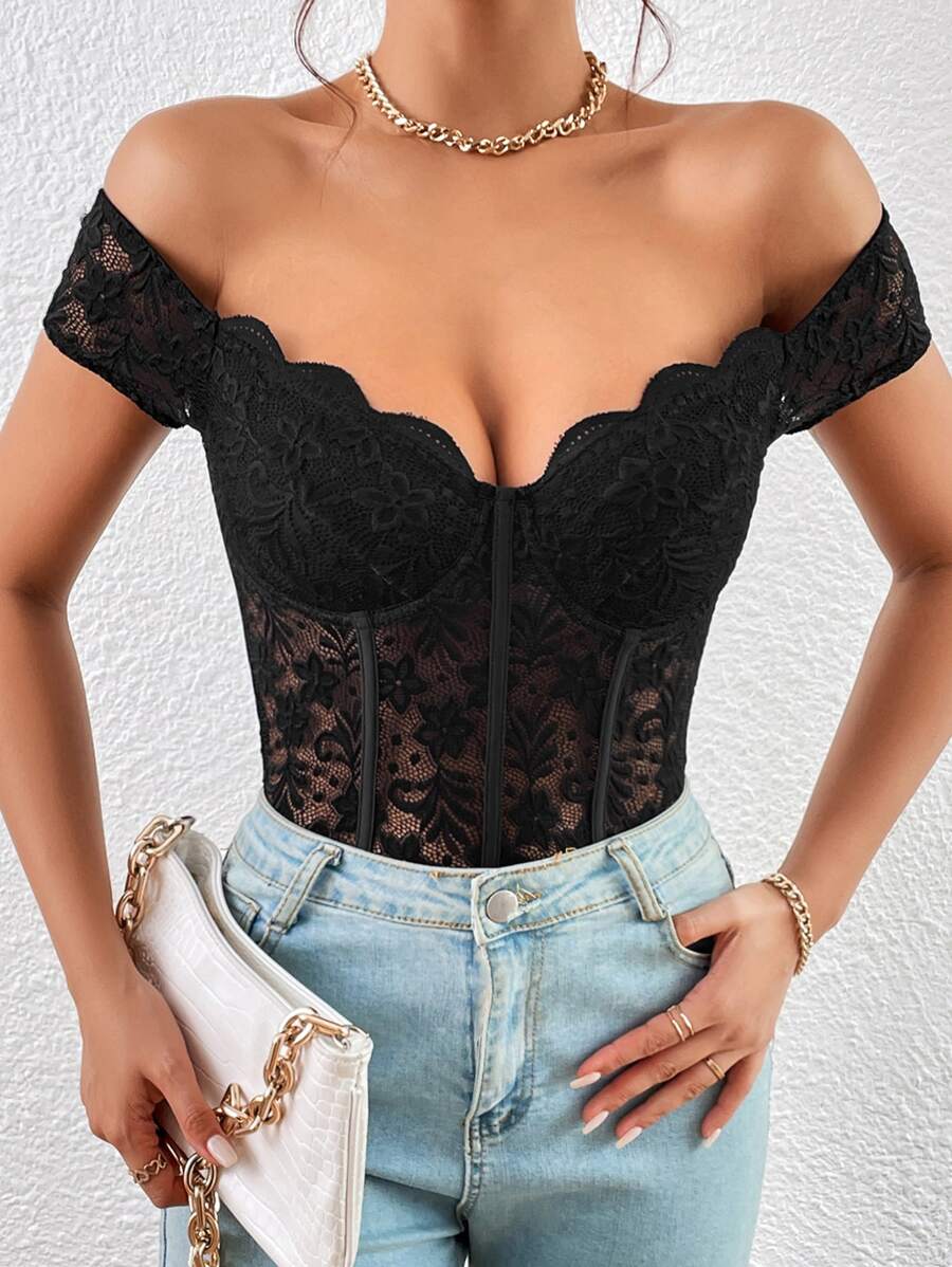 Allurite Body de hombros descubiertos ribete en abanico con encaje - Negro - Ver 1
