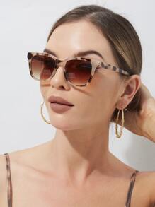 1 件女士时尚复古小方框太阳镜，经典，花卉，适合旅行，街拍，夏季海滩度假、户外、旅行的时尚风格