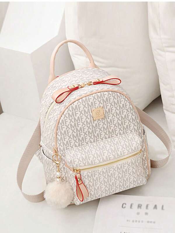 Mochila clásica con diseño de pompón con estampado de letra con bolsillo delantero