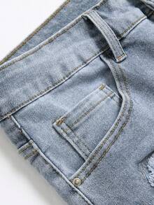 Manfinity LEGND Men Ripped Frayed Denim Shorts - Light Wash - View 3