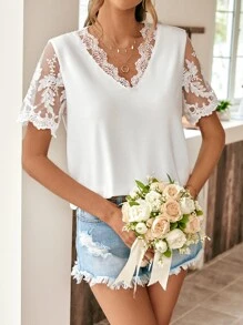 SHEIN Frenchy 拼接網紗刺繡T恤 - 白色 - 查看 1