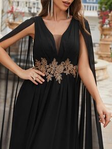 UNITHORSE Appliques Detail Chiffon Bridesmaid Dress