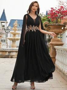 UNITHORSE Appliques Detail Chiffon Bridesmaid Dress