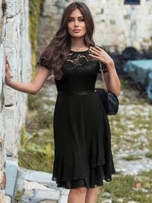 MIUSOL 拼接蕾絲荷葉邊連衣裙 - 黑色 - 查看 7