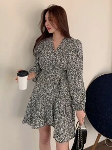 DAZY Ditsy Floral Surplice Neckline Ruffle Hem Dress Sundress,Fall Clothes - Black and White - View 6