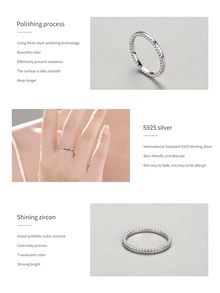 Cubic Zirconia Decor Silver Wedding Band - Silver - View 4