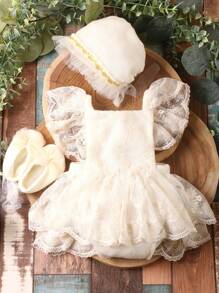 SHEIN Baby Girl Newborn Photography Ruffle Lace Trim Overall Bodysuit & Hat & Shoes - Beige - View 4