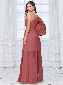 UNITHORSE 單肩燈籠袖前扭結雪紡伴娘連衣裙 - 紅木色 - 查看 2