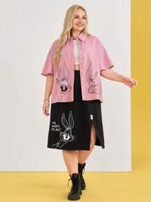 LOONEY TUNES X SHEIN Áo sơ mi Plus Size Nút phía trước Hoạt hình Slogan Giải trí - Bụi hồng - Xem 4