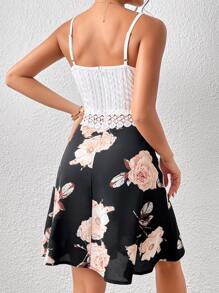 SHEIN Frenchy 印花拼接水溶蕾絲吊帶連衣裙 - 黑與白 - 查看 2