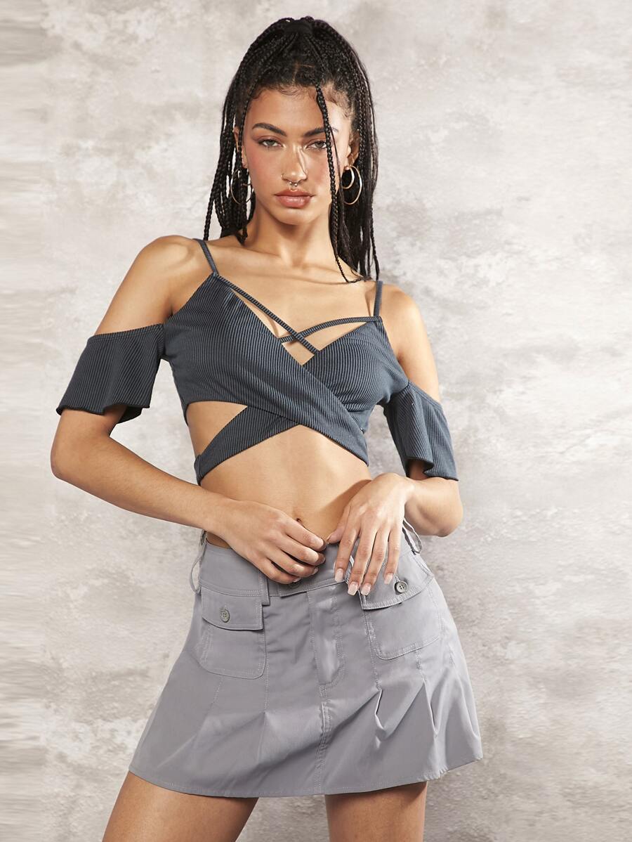 SHEIN ICON 挖肩前交叉短款上衣 - 深灰色 - 查看 1