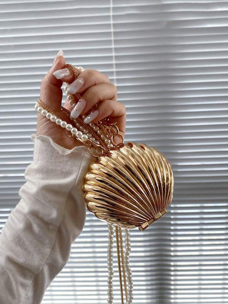 Designer Pearl Chain Women's Crossbody Bag Metal Shell Mini Shoulder Bag Purse Bag, Elegant Shell Purse Perfect For Parties Weddings Dinners & Banquets Matches Wedding Dresses Formal Wear Prom Gowns Birthday Outfits & Women's Party Attire