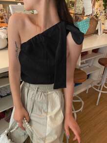DAZY Solid One Shoulder Knot Detail Crop Blouse Going Out Tops - Black - View 1