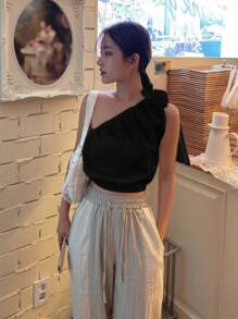 DAZY Solid One Shoulder Knot Detail Crop Blouse Going Out Tops - Black - View 4
