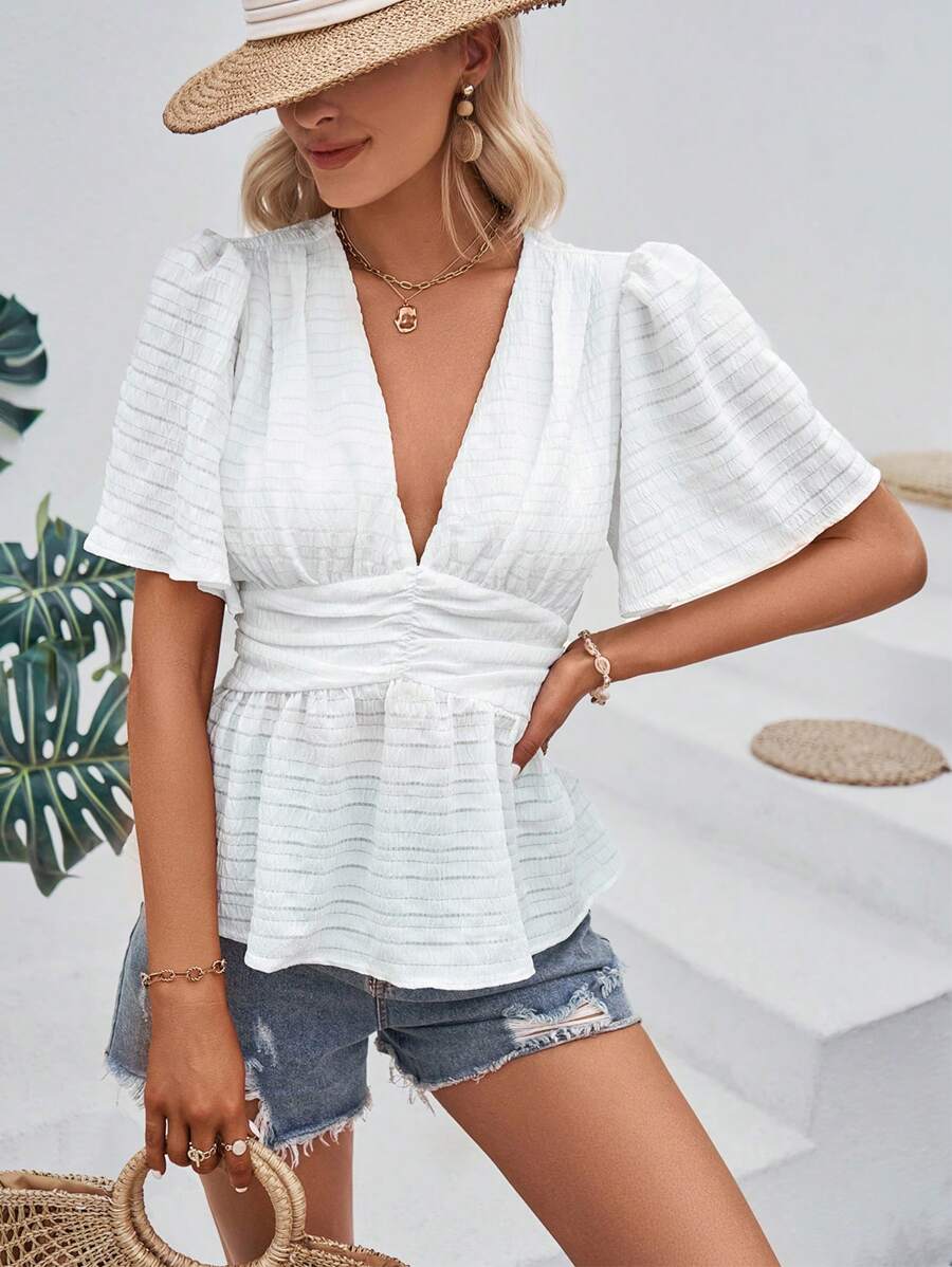 SHEIN VCAY 素色深V領蝴蝶袖荷葉邊下擺襯衫 - 白色 - 查看 1