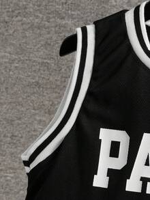 SHEIN 男孩字母圖案補丁細節拼接邊背心上衣