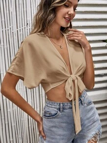 SHEIN VCAY Camisa crop de manga murciélago con nudo delantero - Camel - Ver 3