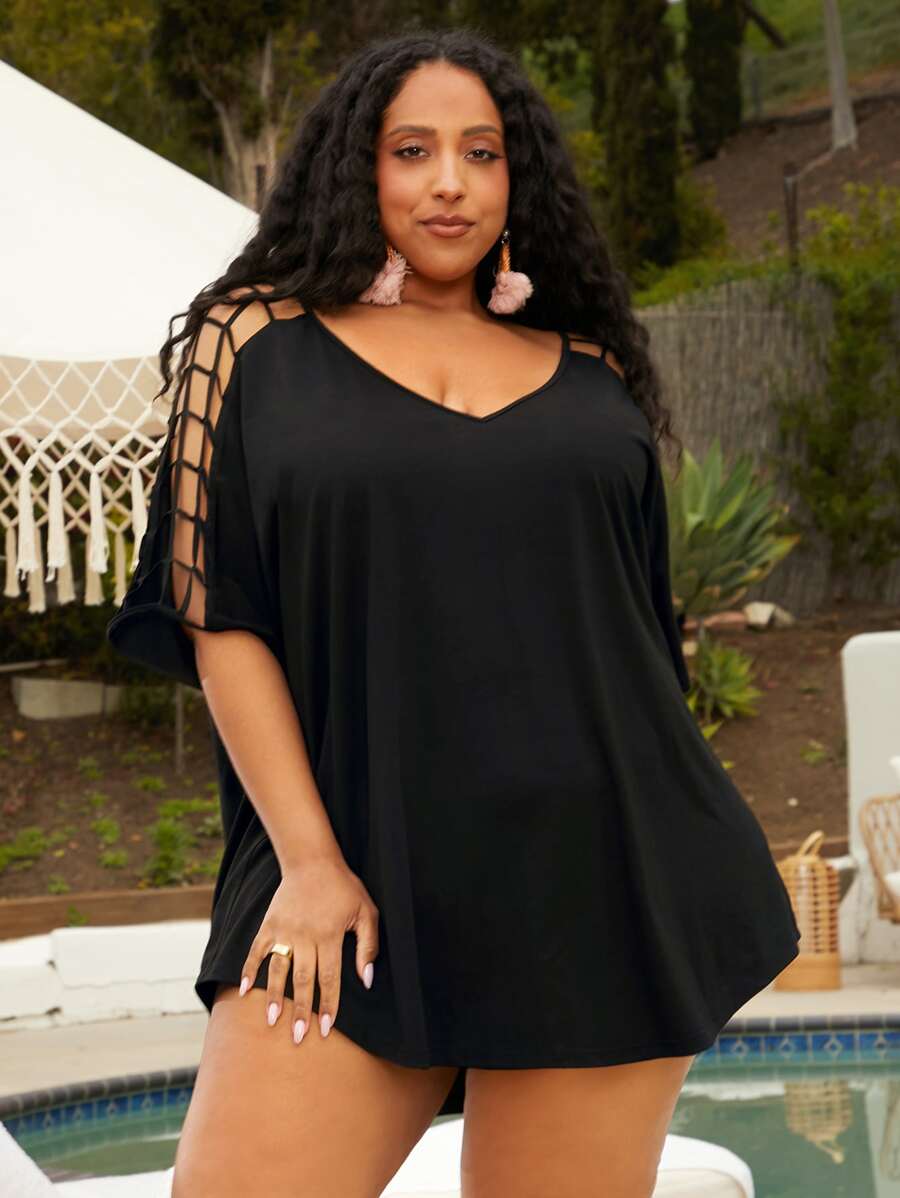 SHEIN CURVE+ Plus Cut Out Shoulder Tee - Black - View 1