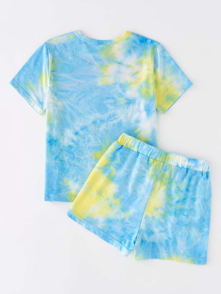 Tween Girl Tie Dye & Figure Graphic Tee & Shorts
