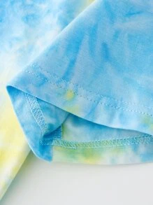 SHEIN 女孩紮染和人像圖案T恤和短褲 - 彩色 - 查看 4